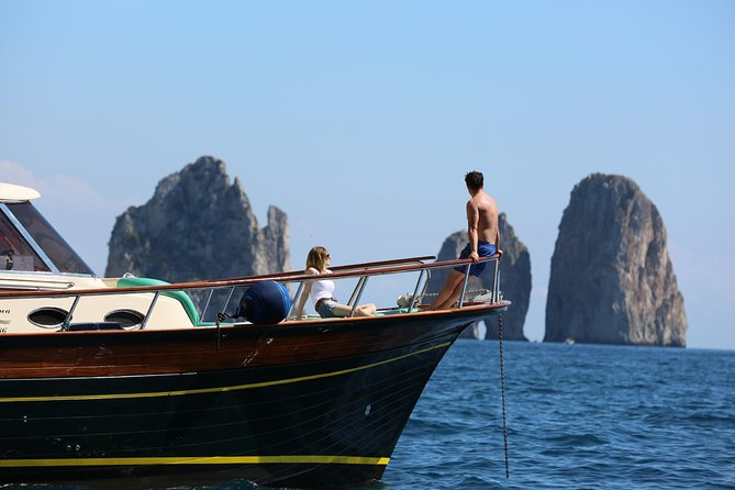 Li Galli Islands and Capri Small Group Boat Tour from Amalfi - The Amalfi Coast Cruise Toward Capri: Scenic, But Built for Water Time