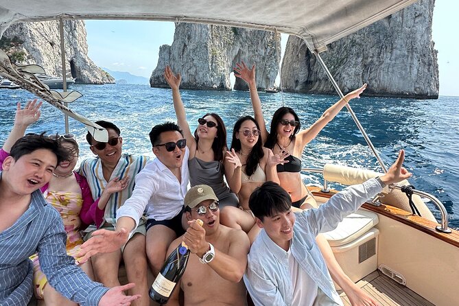 Luxury private boat tour to Capri and Blue Grotto on Gozzo 32 ft - Time on Capri Island: What 3 Hours Lets You Do