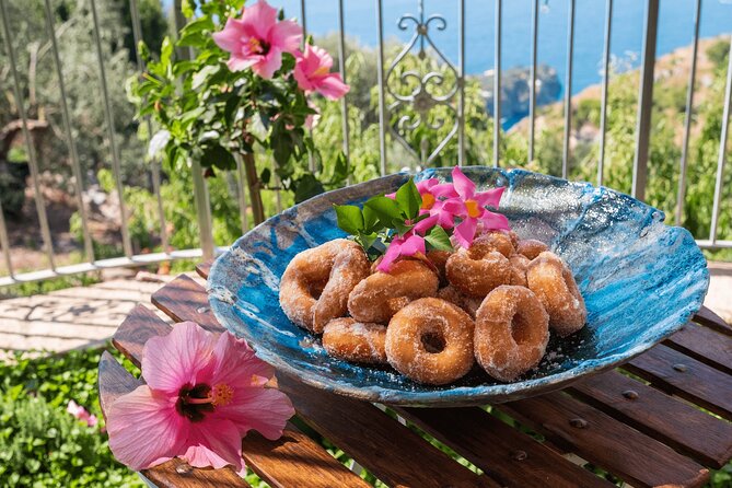 Marì Cooking Class in a Family Farm with Amalfi Coast view - Drinks and the 18+ rule: what’s included and what to plan for