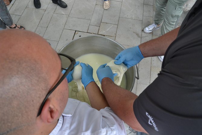 Mozzarella Class or Pizza Class - Pizza Class With a Chef: Practical Skills You Can Use Again