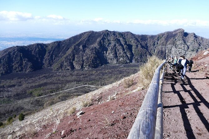 Mt. Vesuvius and Pompeii Full-Day Tour from Sorrento - Pizza Lunch Included: Helpful, but Timing Can Be Tight