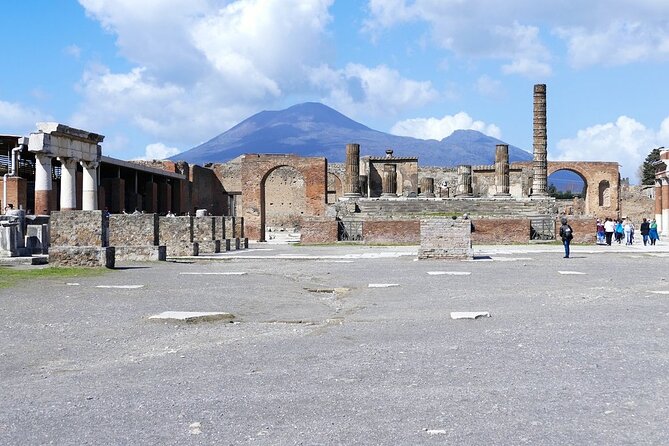 Mt. Vesuvius and Pompeii Full-Day Tour from Sorrento - Group Size and How It Affects Your Experience