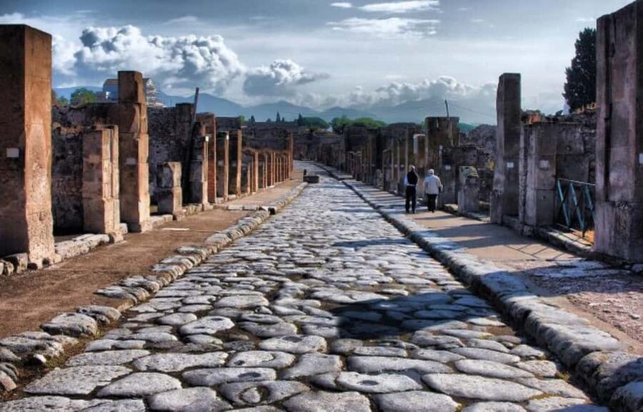 Naples: Amalfi Coast, Sorrento and Pompeii Day Trip - Pompeii Archaeological Site: Frescoes, Mosaics, and Daily Life Under Vesuvius