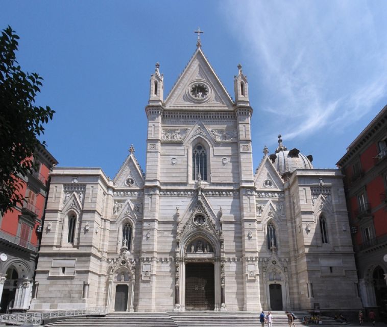 Naples: Full-Day City Tour with Pompeii and Sorrento - Sorrento on Foot: 1 Hour in the Streets and the Villa Comunale