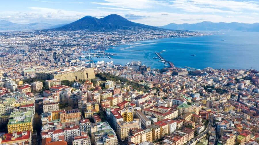 Naples: Full-Day City Tour with Pompeii and Sorrento - Naples in the Morning, from St. Januarius to Piazza del Plebiscito