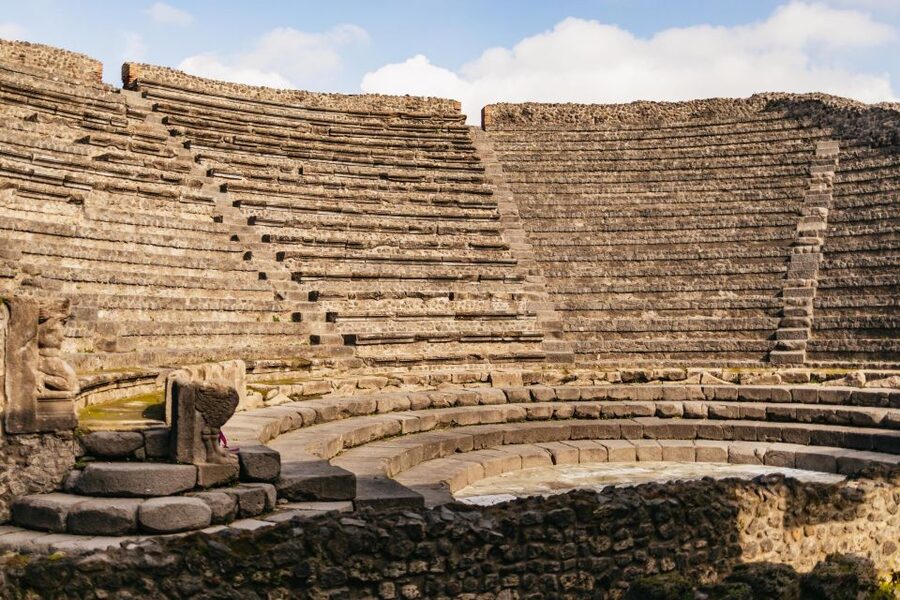 Naples: Pompeii and Mt. Vesuvius with Lunch and Wine Tasting - How hard is it, and what should you wear
