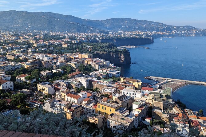 Naples: Private transfer to Sorrento - Door-to-door Naples to Sorrento, without the hassle