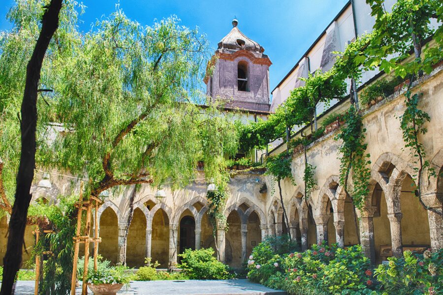Naples: Sorrento and Pompeii with lunch & tickets included - Stop 1 to Stop 4 in Sorrento: photo stops, tasting, and one hour that matters