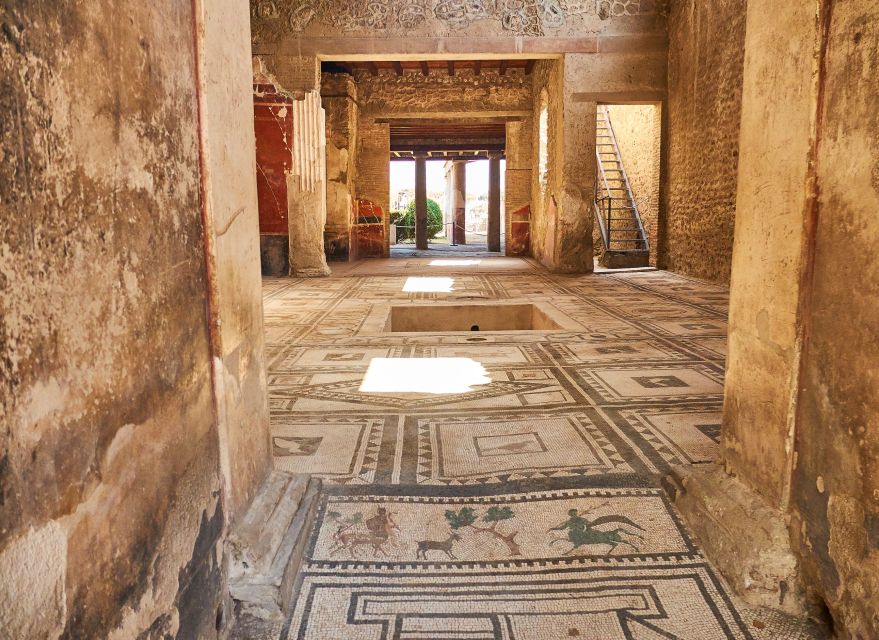 Naples: Sorrento and Pompeii with lunch & tickets included - Lunch timing at Pompeii: fueling up without derailing the schedule