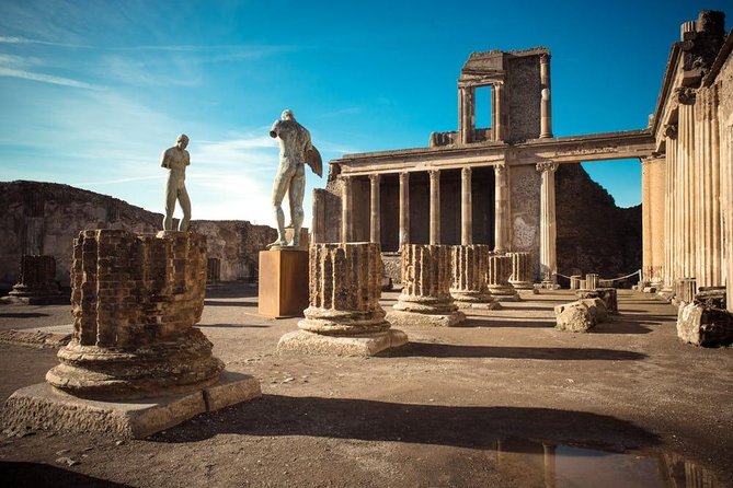 Naples to Positano/Sorrento Transfer via Pompeii (or Vice Versa) - Naples to Positano or Sorrento, with Pompeii built in