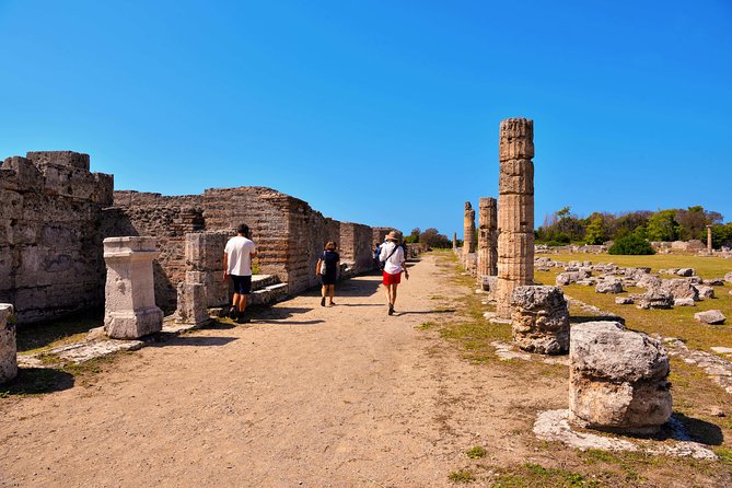 Paestum: Private Tour of Greek Temples and Archaeological Museum - Stop 2: Tempio di Hera II and the Poseidon confusion (15 minutes, free)