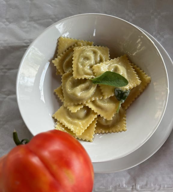 Pompei: Cooking class fresh pasta - English instruction and the small-group feel