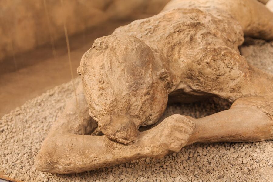 Pompeii: 2-Hour Guided Tour with an Archaeologist - Starting at Porta Marina Superiore: the western entry point that makes sense