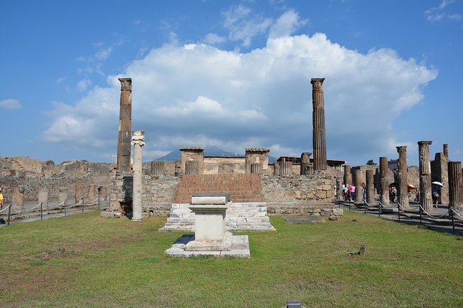 Pompeii: 2 Hour Private Tour with an Archeologist Guide - What you learn: everyday life, real context, and careful handling of sensitive spots