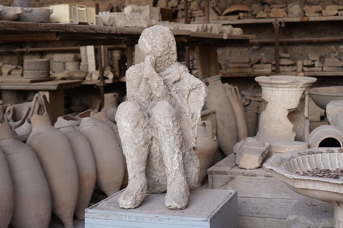 Pompeii 3 Hours Walking Tour Led by an Archaeologist - Granaries and victim casts: when Pompeii gets emotional fast