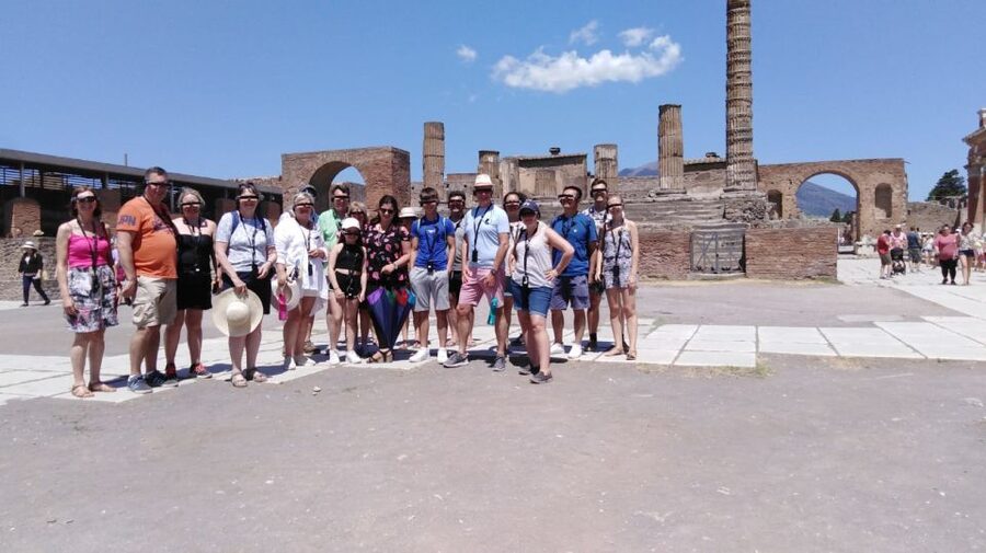 Pompeii: 3D Walking Tour with Entry Ticket - Entering Pompeii With AR Glasses at Porta Marina Inferiore