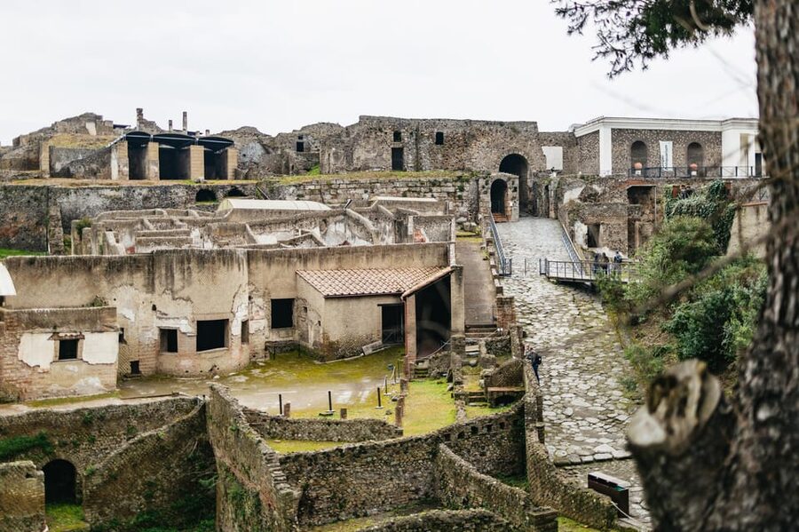 Pompeii: Afternoon to Sunset Guided Tour with Ticket - Sunset Views and Your Chance to Keep Exploring
