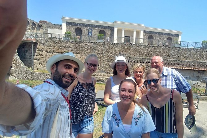 Pompeii Ancient City Walking Tour – Italian & English Guide - Day 2 at the Roman Catholic Sanctuary: a calmer included visit