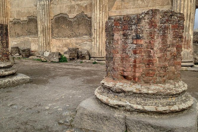 Pompeii and Amalfi Coast Private Day Trip with Pick Up - Transportation comfort on narrow roads and long days