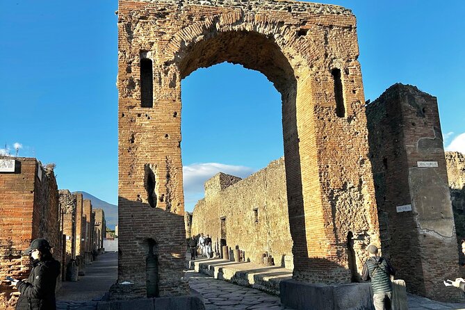 Pompeii and Herculaneum from Sorrento or Naples - Herculaneum: the smaller city with the more intimate feel