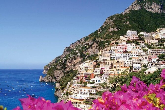 Pompeii and Naples with Street Food from Sorrento and Naples - Small Groups, Real Guides: Why the Group Size Matters