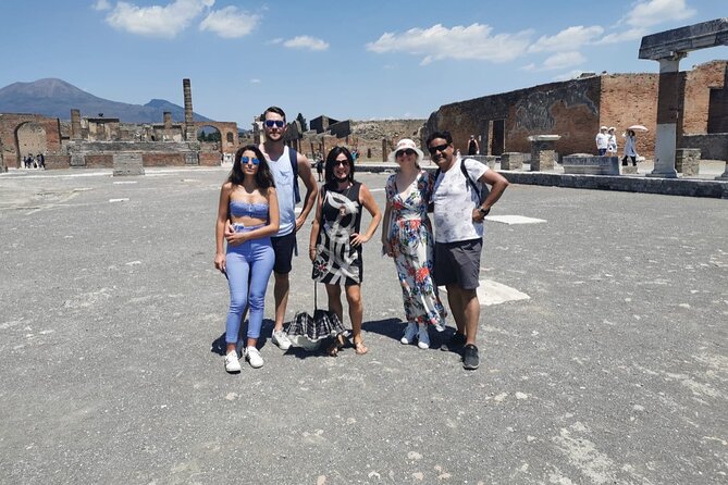 Pompeii and Sorrento Day Trip from Naples - Sorrento Town Walk and Villa Comunale Views