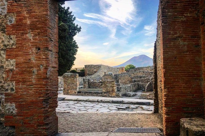 Pompeii and Vesuvius Small Group Tour from Sorrento - Stop 1: Pompeii Archaeological Park, a guided route in the western part