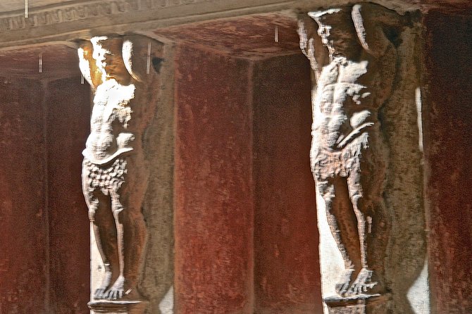 Pompeii and Villa of the Mysteries Private Tour - Why Pompeii feels clearer with a licensed private guide