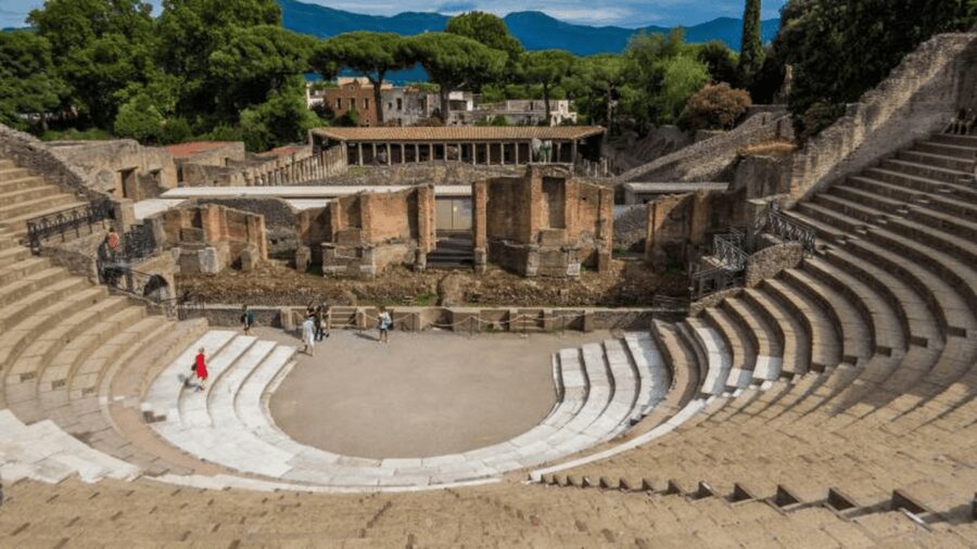 Pompeii Audioguide - TravelMate app for your smartphone - Who should book this Pompeii audioguide