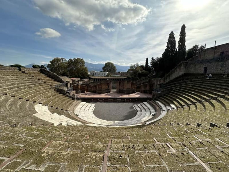Pompeii: Exclusive Tour with Archaeologist and Entry Tickets - Basilica and Foro Civile: where Roman civic life becomes clear