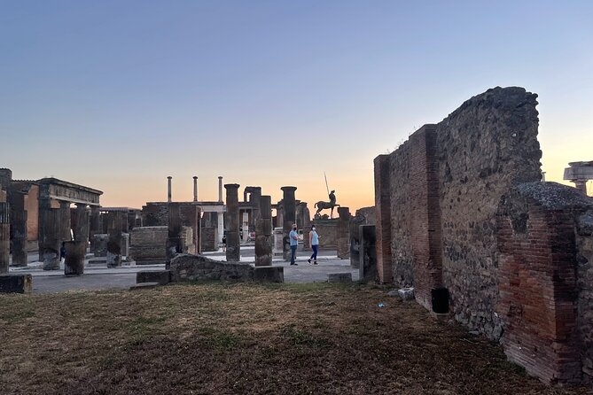 Pompeii from Afternoon to Sunset - Bakery and neighborhoods: everyday Pompeii you can spot