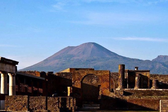 Pompeii Guided Group Tour with Entry Ticket and Archaeologist - Stop 0 at Porta Marina Superiore: your “entering Pompeii” moment
