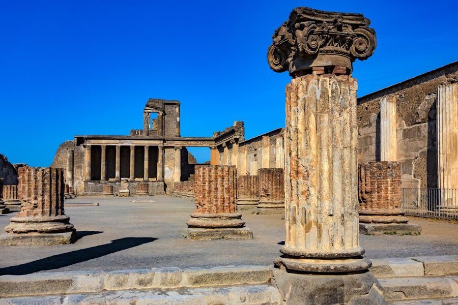 Pompeii Guided Tour with Archaeologist - After the tour: keep exploring on your own