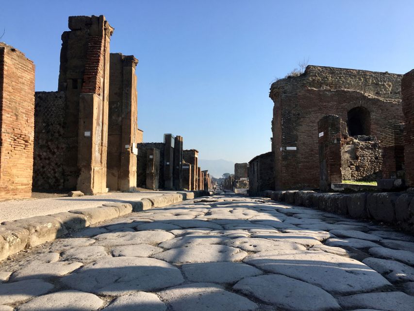 Pompeii: Guided Tour with Archaeologist with max. 12 People - Key highlights that make this Pompeii tour worth it