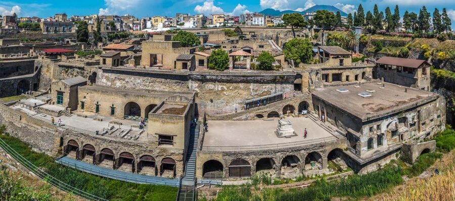 Pompeii, Herculaneum and Vesuvius Tour - Who this tour is best for