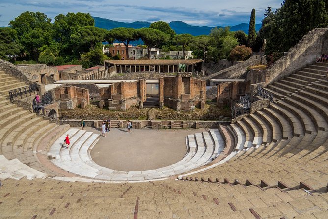Pompeii, Herculaneum and Winery on Vesuvius with an Archaeologist - Price and Logistics: What You Pay for, and What You Should Budget