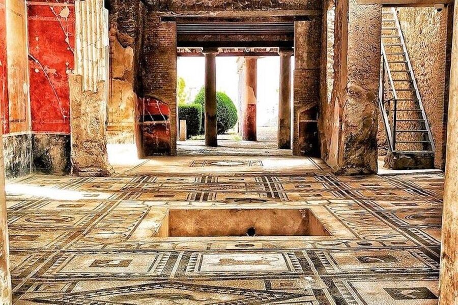 Pompeii in 2h and 30mnt: walk with local guide - Quick hits
