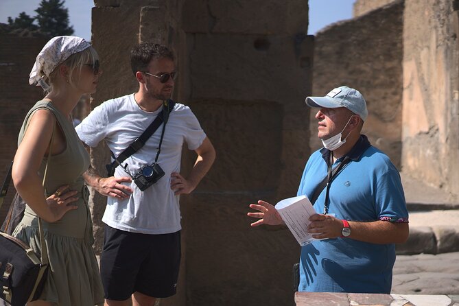 Pompeii & Mount Vesuvius Private Tour with Guide - Lunch planning: not included, but you can make it part of the day