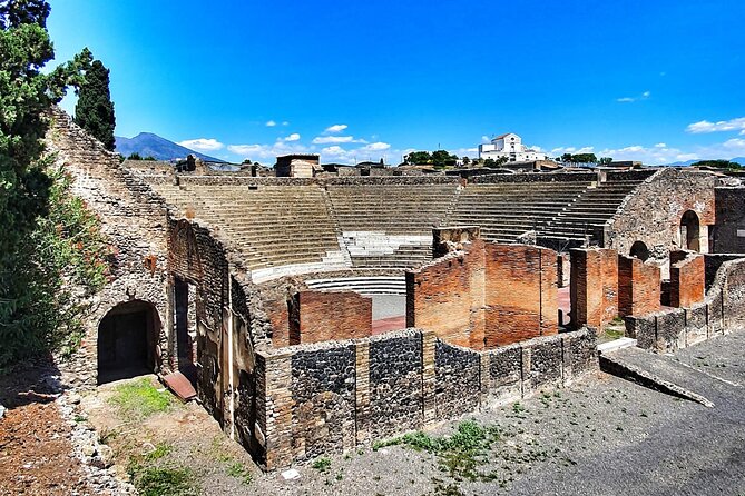 Pompeii & Mount Vesuvius Tour with Guided Visit, Tickets & Lunch - From Sorrento to Pompeii and Vesuvius: why this pairing works