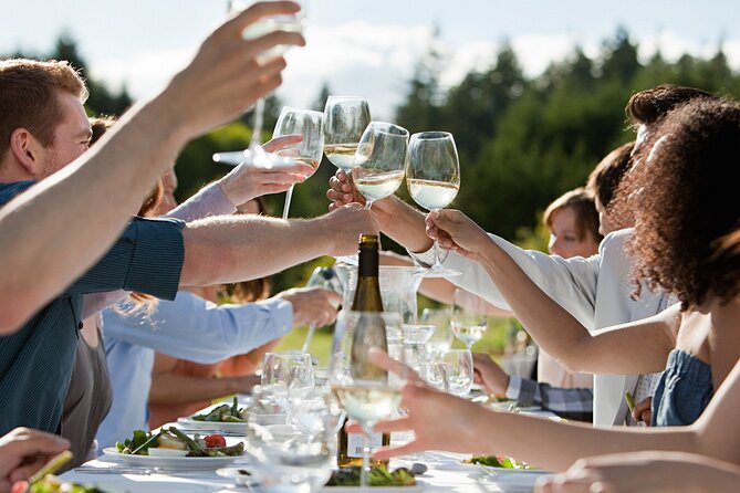Pompeii & Mount Vesuvius Tour with Guided Visit, Tickets & Lunch - Winery lunch on Vesuvius slopes: what’s included and how it usually feels