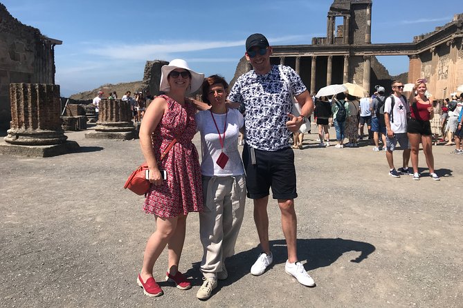 Pompeii Private Tour with an Archaeologist and Skip The Line - Pompeii entry fast: skip-the-line help plus the €19 ticket reality