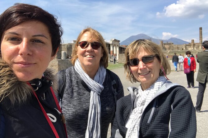 Pompeii Private Tour with an Archaeologist and Skip The Line - Odeion and Teatro Grande: Roman acoustics and big theater energy