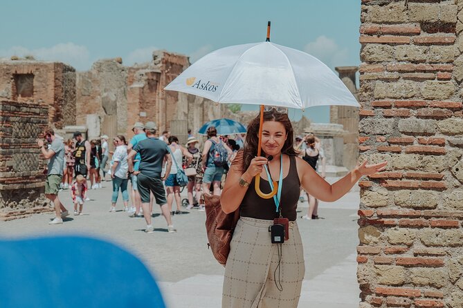 Pompeii Private Tour with an Archaeologist Guide - Where you meet and how to walk the route comfortably