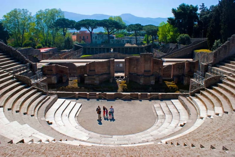 Pompeii Ruins 2-Hours Guided Tour and priority entry ticket - What To Look For: Mosaics, Frescoes, and the Termopolia Moment