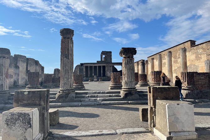 Pompeii Skip-the-Line Entry Small Group Guided Tour - The Guides: Storytelling That Makes Stones Make Sense