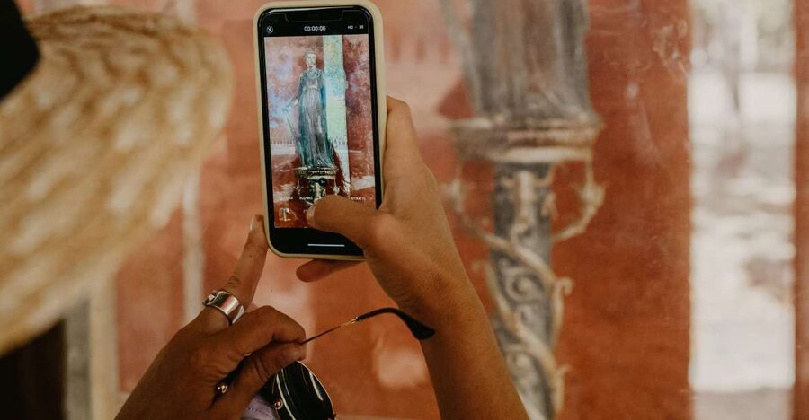 Pompeii: Skip-the-Line Entry Ticket with Digital Guide App - The digital guide app: download first, or you will feel it