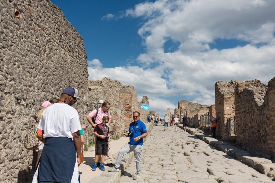 Pompeii: Skip-the-Line Guided Tour - Stop 1: The Pompeii Site Experience Starts With Meaning