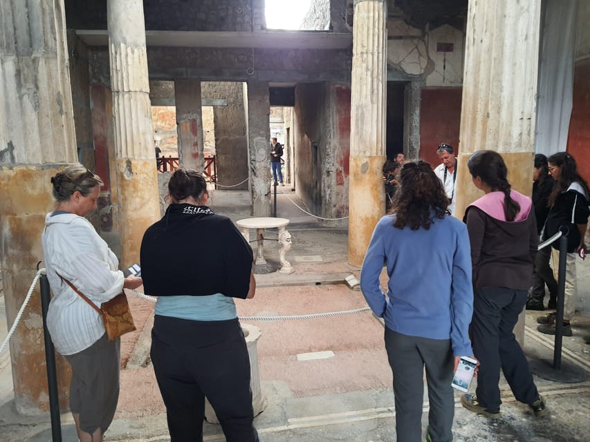 Pompeii: Skip-the-Line Tickets and Tour with Archaeologist - Pompeii With an Archaeologist Voice, Not a Script