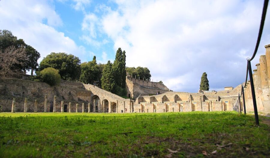 Pompeii: Skip-the-Line Tour for Kids and Families - Fast entry with reserved tickets, and how to use the saved time