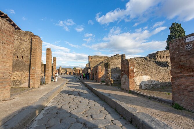 Pompeii Skip-the-Line Tour – Private and limited group options - Key highlights you’ll notice right away
